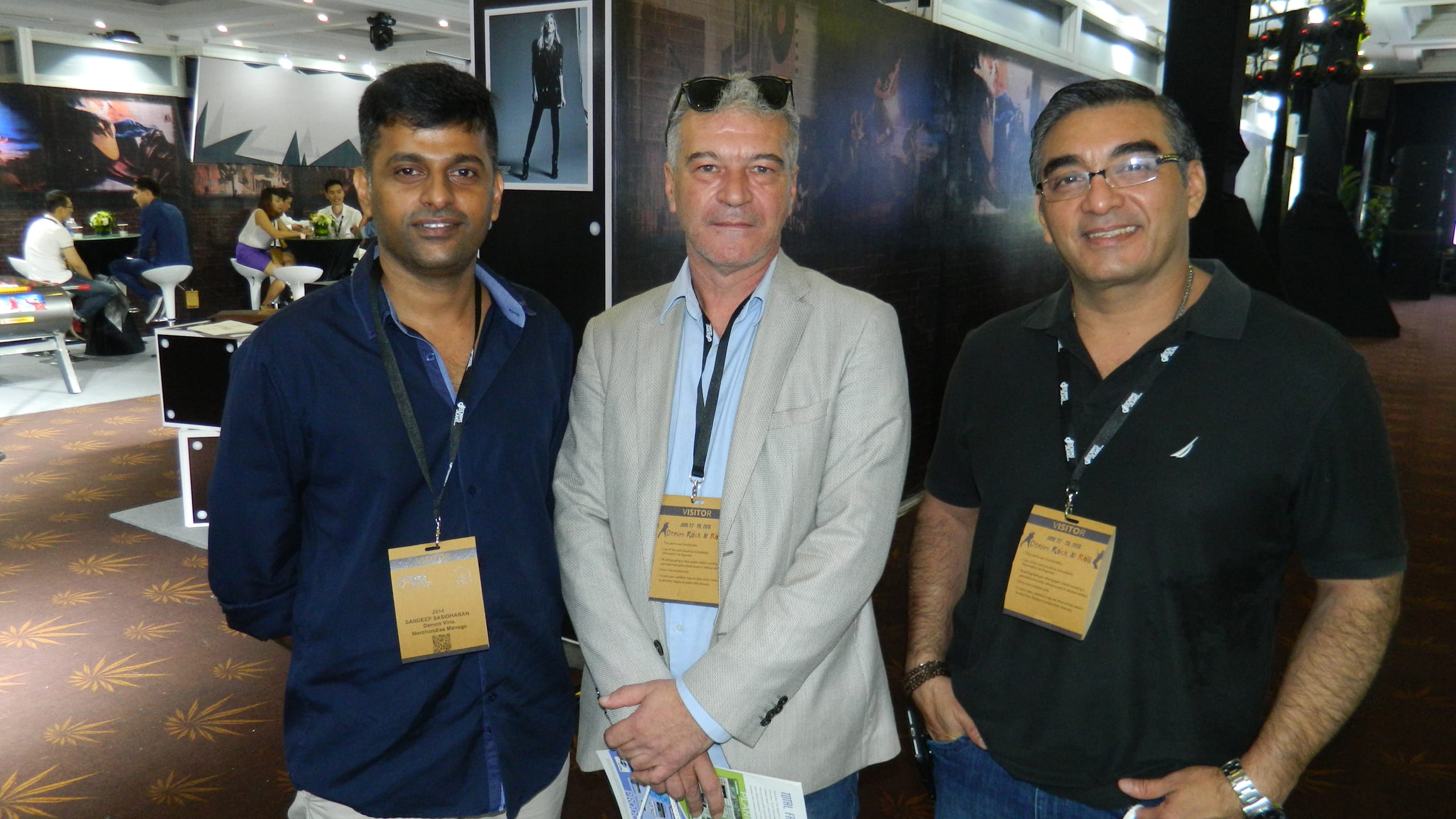 Franco De Faccio, Factory Managing Director, Demco Vina (C) with Sandeep Sasidharan, Merchandise Manager (L) and David Soberanis, Laundry Manager (R)